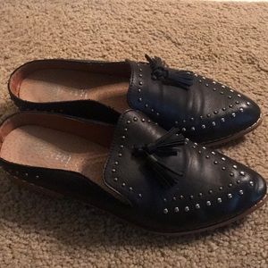 Vestique loafers